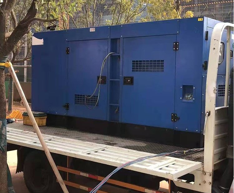 合作柴油发电机组空气滤清器多久更换一次？