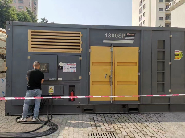 合作延长空气滤清器使用寿命的注意事项