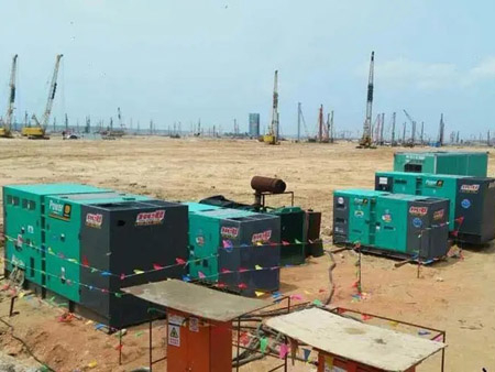合作测量水冷式机油散热器密封件尺寸的具体步骤是什么?