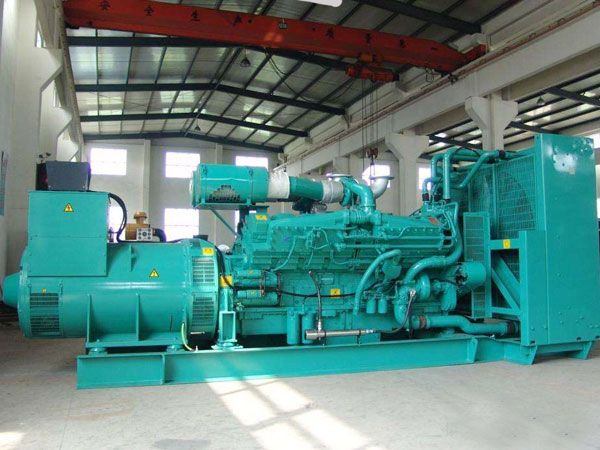合作影响800KW发电机组油耗的因素有哪些?